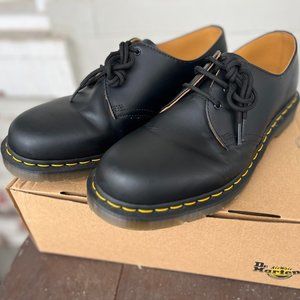 DR. MARTENS 1461 SMOOTH LEATHER OXFORD SHOES | MENS 11 US | BLACK